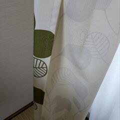 カーテンの画像