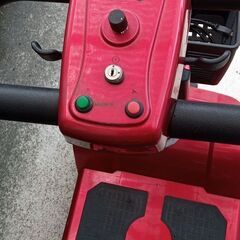 電動シニアカー/電動カート　レッド　購入年度2024年2月の画像
