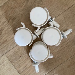 ベビーベッドの画像