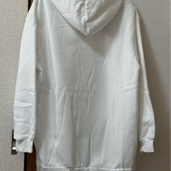 レディースパーカーの画像