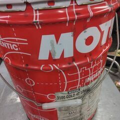 20Lペール缶です。中身は入っていません。現在室内保管です。画像のとおりフタ付ですの画像