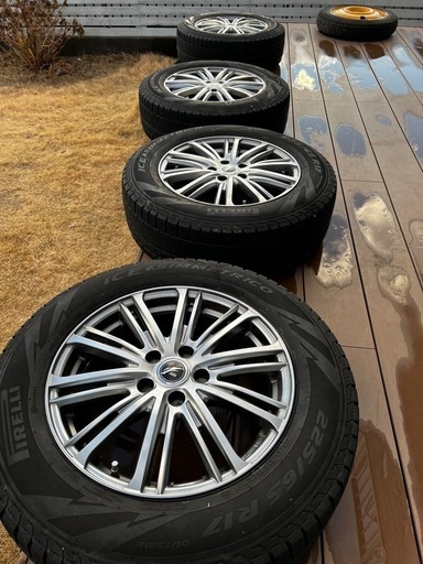 スタッドレスタイヤ