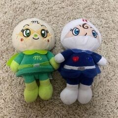 ぬいぐるみ　メロンパンナちゃん　ロールパンナちゃん
