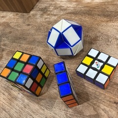 【もらってください】【引き取りに来れる方】立体パズルブロック的なものたちの画像