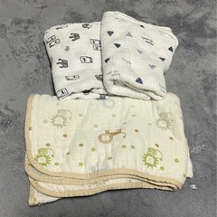 ベビー【バスタオル＆ケット類詰め合わせ】の画像