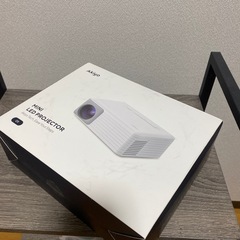 プロジェクター