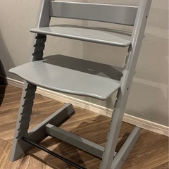 ストッケ トリップトラップ テーブル・ベビーセット付 グレー