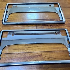 TOYOTAメッキナンバーフレーム 中古