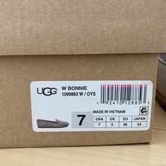 UGG パンプス 24cmの画像