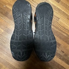 アシックス安全靴の画像
