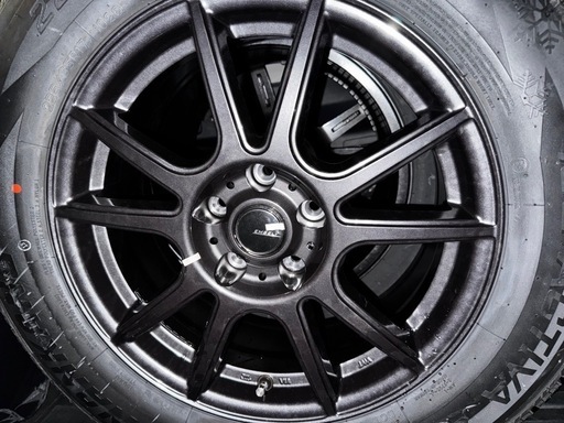 スタッドレスタイヤ