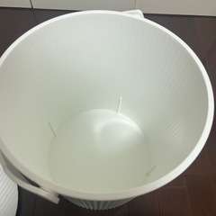 オムニウッティ　LL 20L バケツ　大容量　　蓋付き　ホワイト　の画像