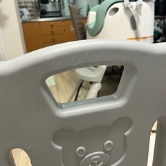 ベビーサークルとベビーバスのセット販売の画像