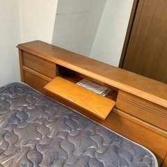 マットレス付きシングルベッドの画像