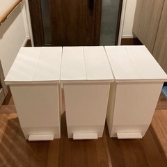 【決まりました】ゴミ箱3個セット