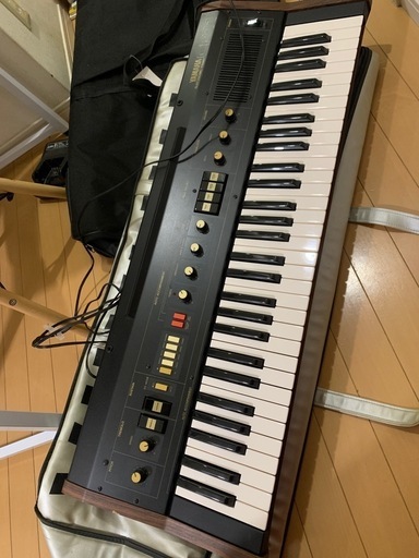キーボード　Yamaha cp11