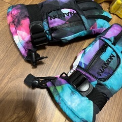 雪遊び　子供用ゴーグル　グローブの画像