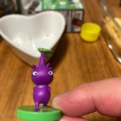 ピクミンチョコエッグ　紫ピクミンの画像