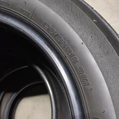 195/65R15 ブリジストン　ルフトRV履き古したタイヤ四本の画像