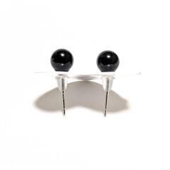 ブラックオニキス　ピアスの画像