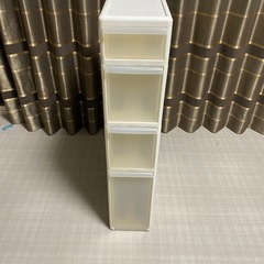 キャビネット　プラスチック