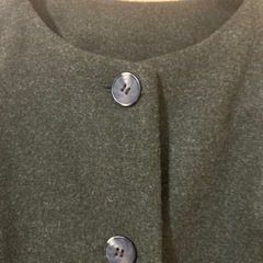 美品　カーキ色　コートの画像