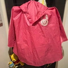 120センチ　　ポンチョ型　女児用カッパ　雨具