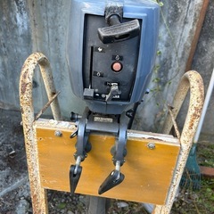 中古　　YAMAHA　船外機
