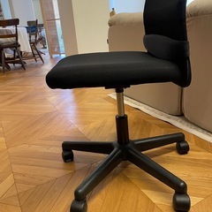 オフィスチェアの画像