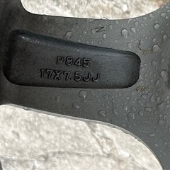 ランドクルーザー　プラド　スタッドレスタイヤ　ホイール付き
の画像