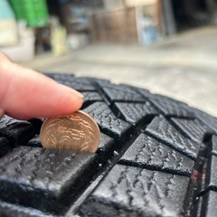 ランドクルーザー　プラド　スタッドレスタイヤ　ホイール付き
の画像