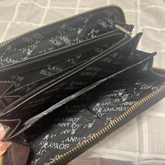 【5月中】【比較的綺麗】【他商品おまとめ値引きあり】 PLAYBOY の財布の画像
