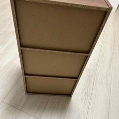 収納棚の画像