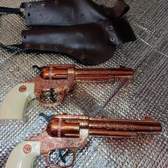 二丁拳銃（玩具の画像