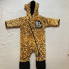 70-80サイズ　冬用　防寒　ベビー服ロンパース他まとめ売り　豹柄　ユニクロの画像
