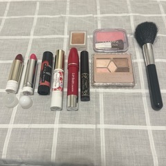 【5月中】【他商品おまとめ値引きあり】リップ、チーク、アイシャド...