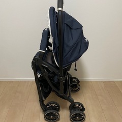 【値下げ】コンビ　ベビーカー　スゴカルα 4キャス　light の画像