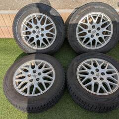 バリ溝！ 状態良 215/60r16 スタッドレス 4本 ブリジ...