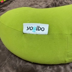 ヨギボー　ロングムーンピローの画像
