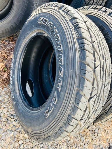 ダンロップ ノーマルダイヤ? 215/75R15