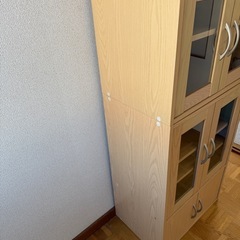 食器棚　の画像