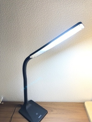 デスクライト　LED