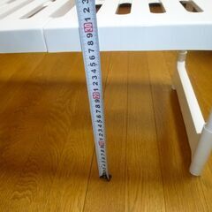 ニトリ製 横伸縮 押入れ整理ラックの画像
