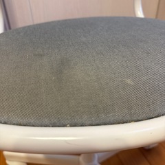 IKEA 子供用椅子　デスクチェア　グレーの画像