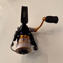 スピニングリールの画像