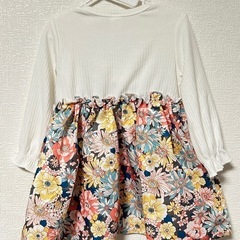 SHEIN 花柄ワンピースの画像