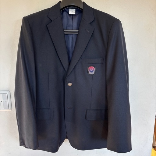 大府高校　制服　
男子ブレザー