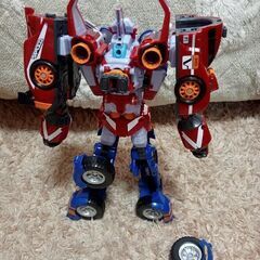【TOBOT 】トボット　マスターV　合体ロボの画像