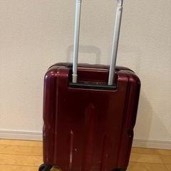 キャリーバッグ　赤色