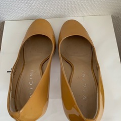 VICINI エナメルシューズ　36.5 の画像